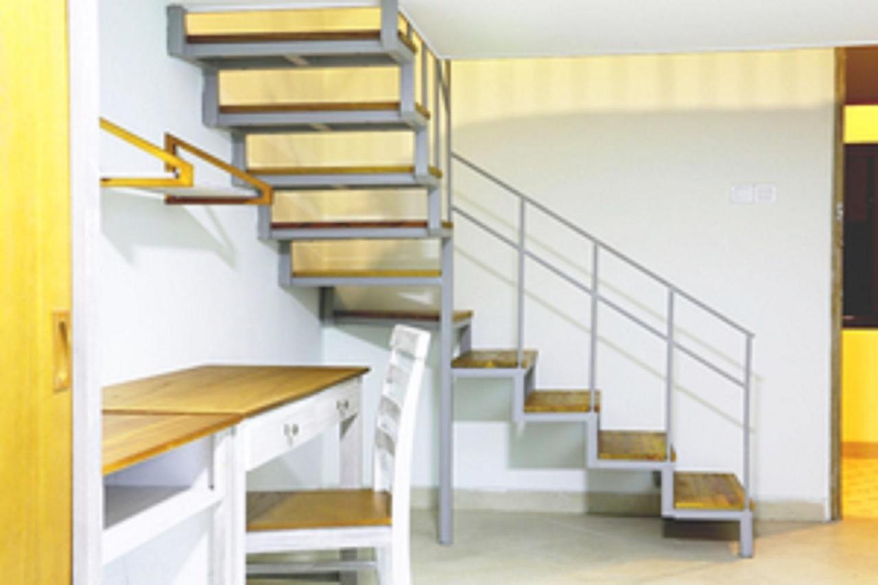 Urbanest Inn House Slipi Джакарта Экстерьер фото